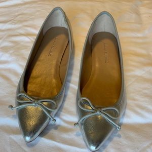 Women’s size 6 flats
